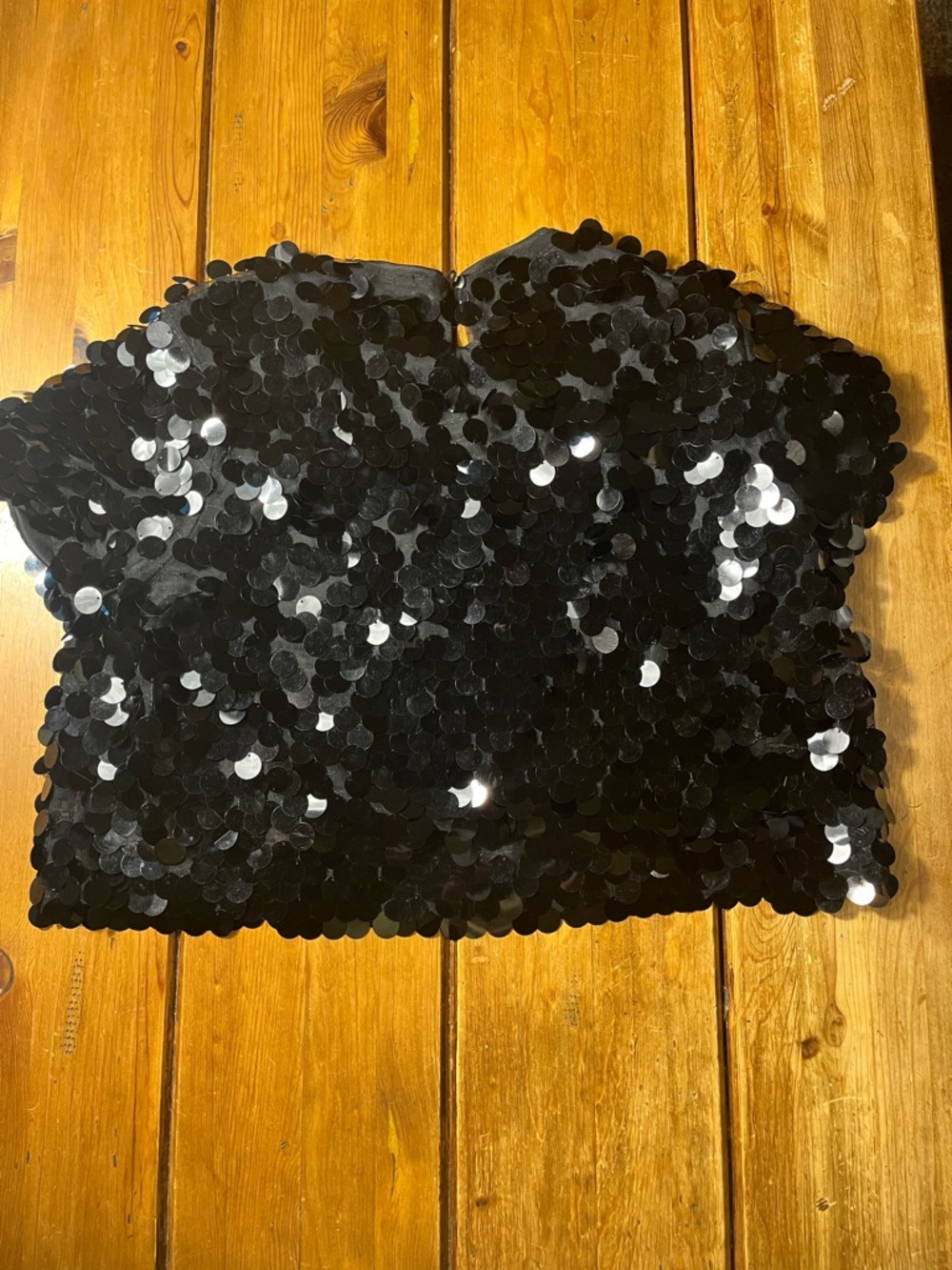 Rachel Zoe Black circle Sequin Crop Top - Picture 3 of 3